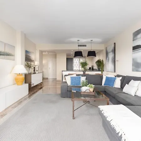 Homeforguest Front Line In Hacienda Playa Apartment Marbella