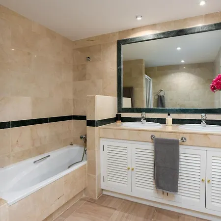 Homeforguest Front Line In Hacienda Playa Apartment Marbella